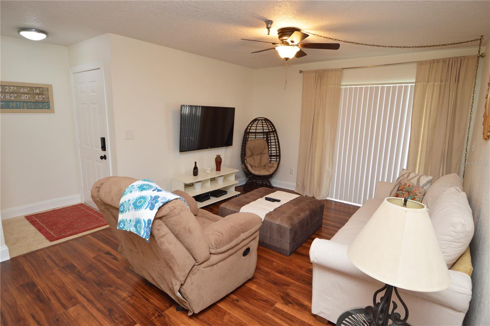 ITOPIA PRIVATE RESIDENCES CONDO - Residential Lease