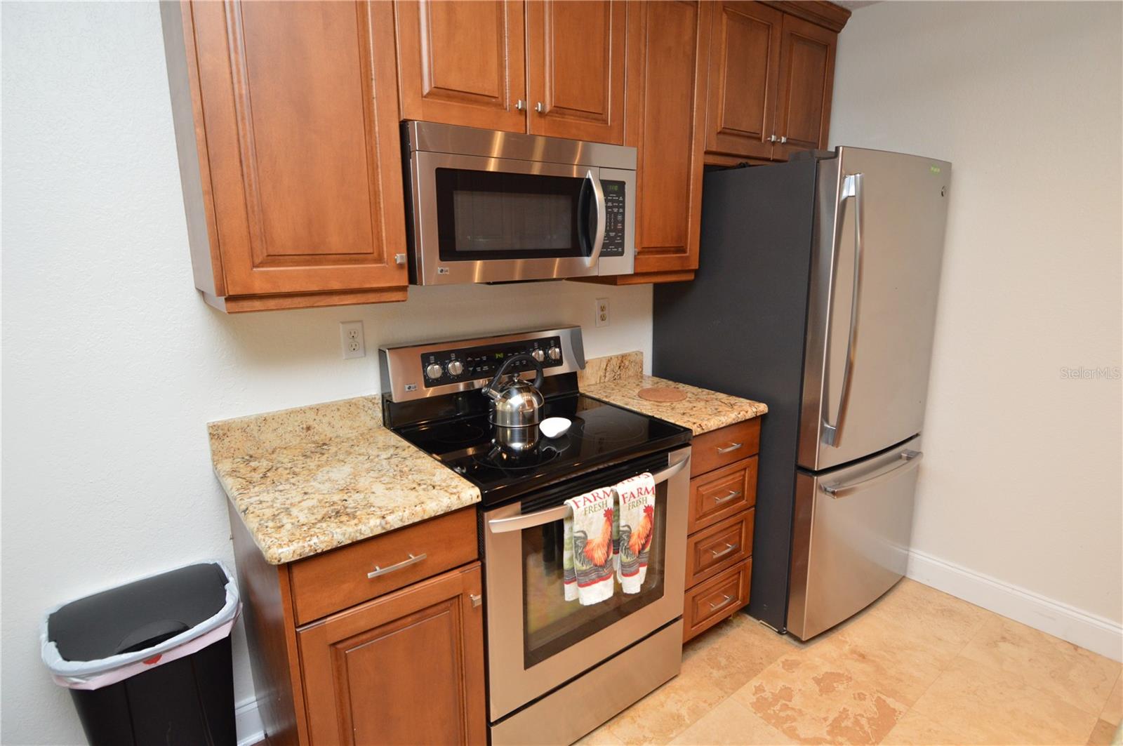 ITOPIA PRIVATE RESIDENCES CONDO - Residential Lease