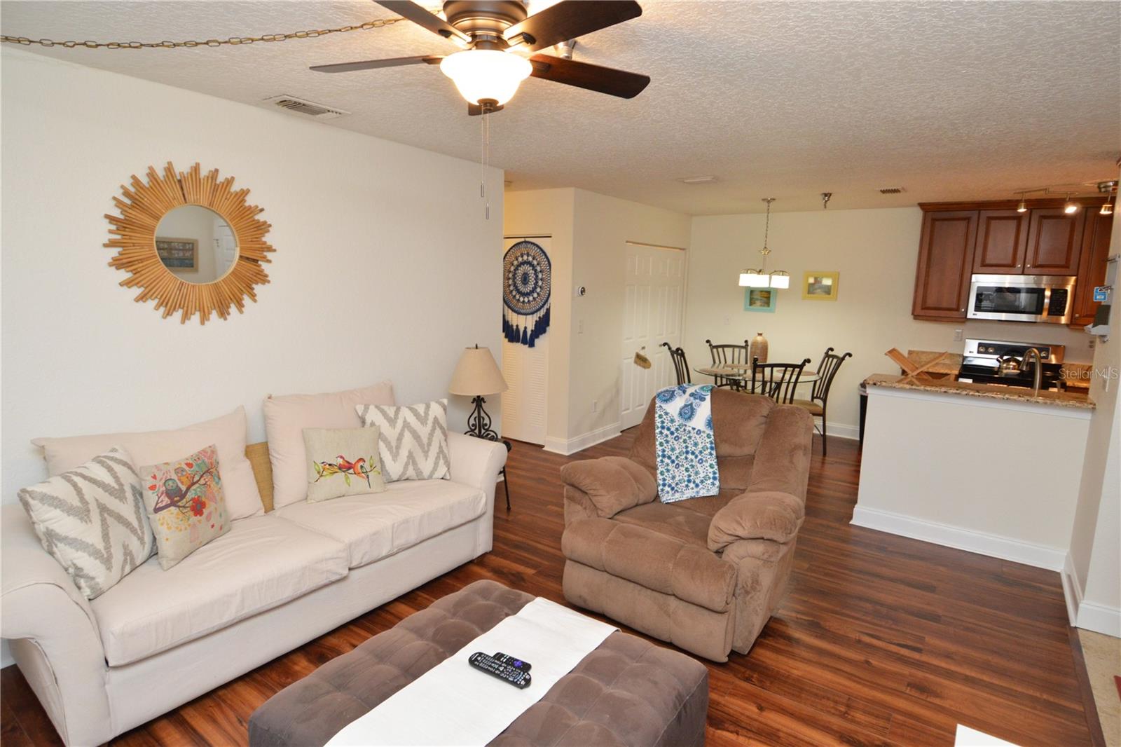 ITOPIA PRIVATE RESIDENCES CONDO - Residential Lease