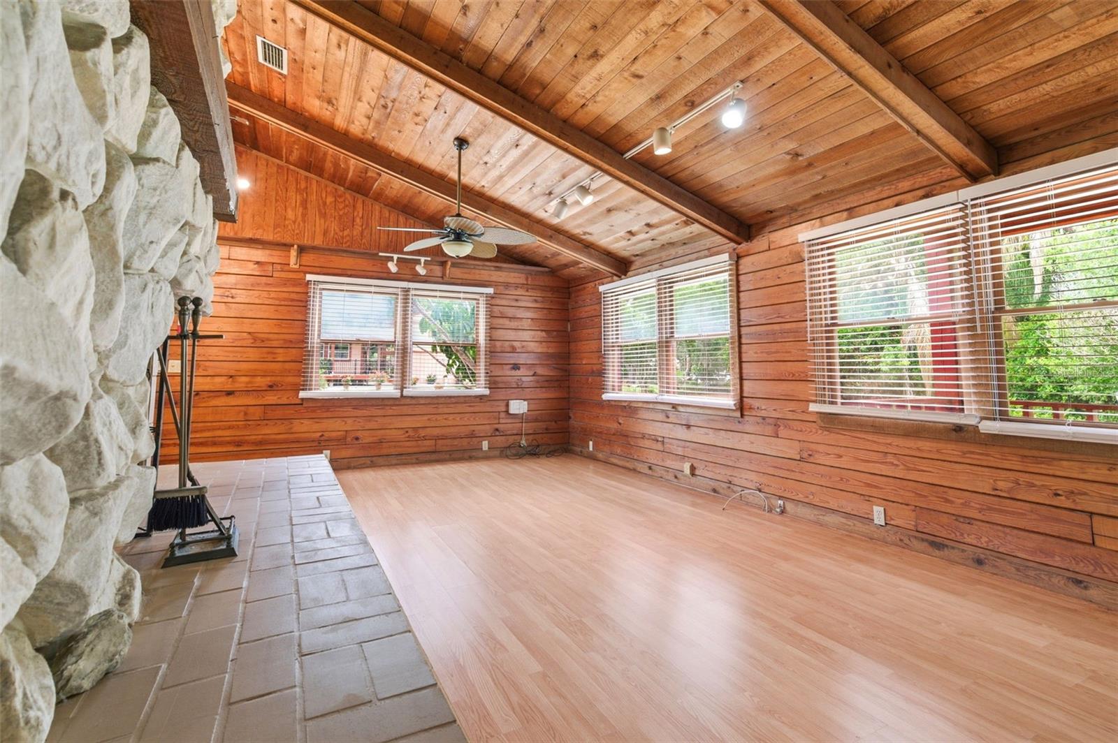 OAK RIDGE - Residential