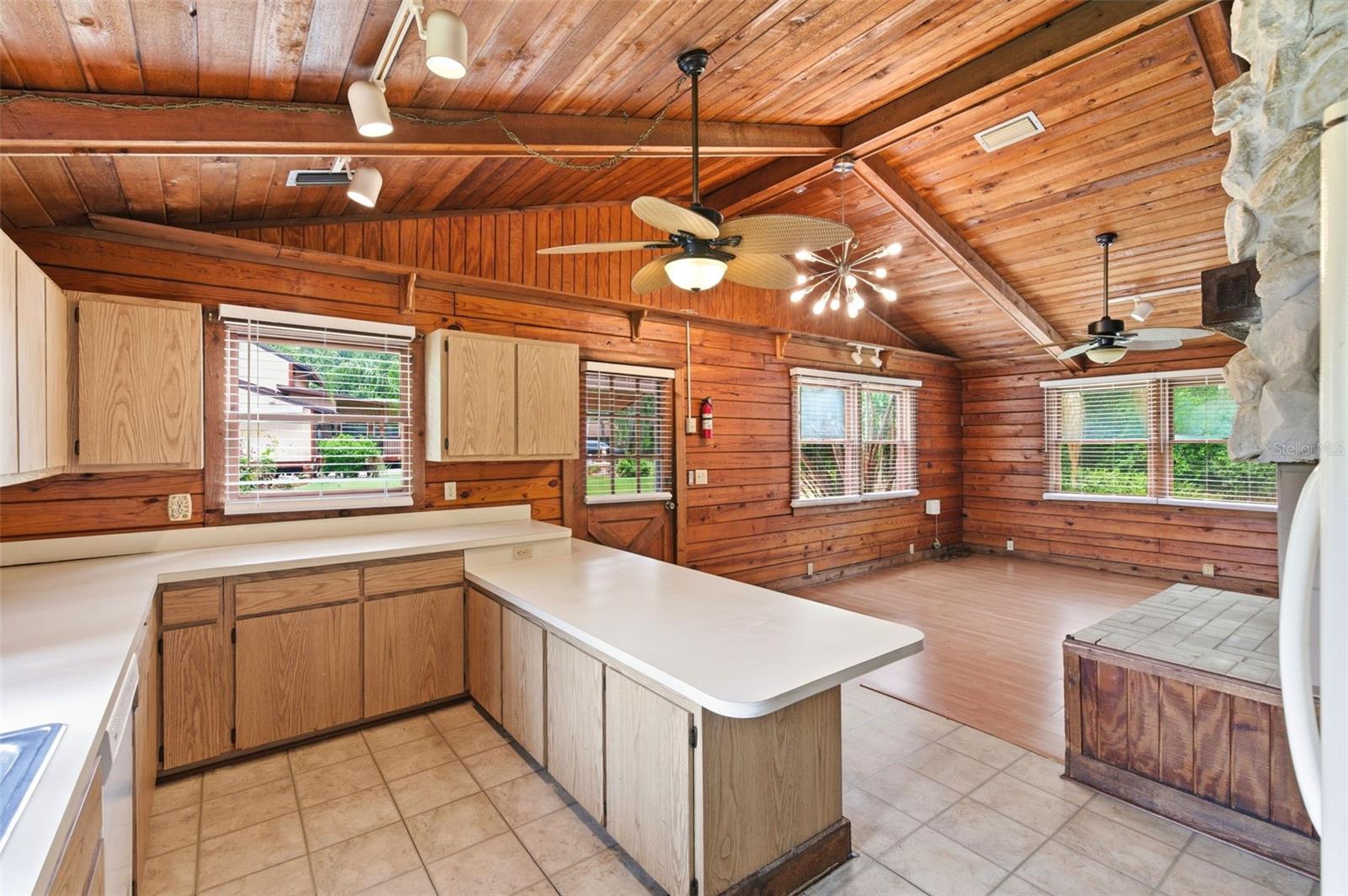 OAK RIDGE - Residential