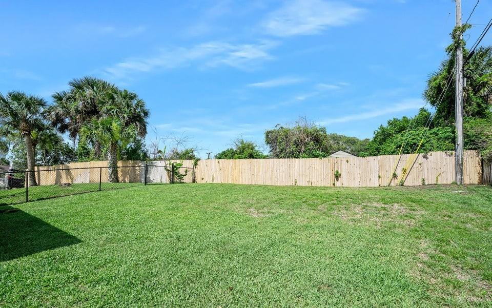 ORMOND OCEANSIDE ESTATES - Residential