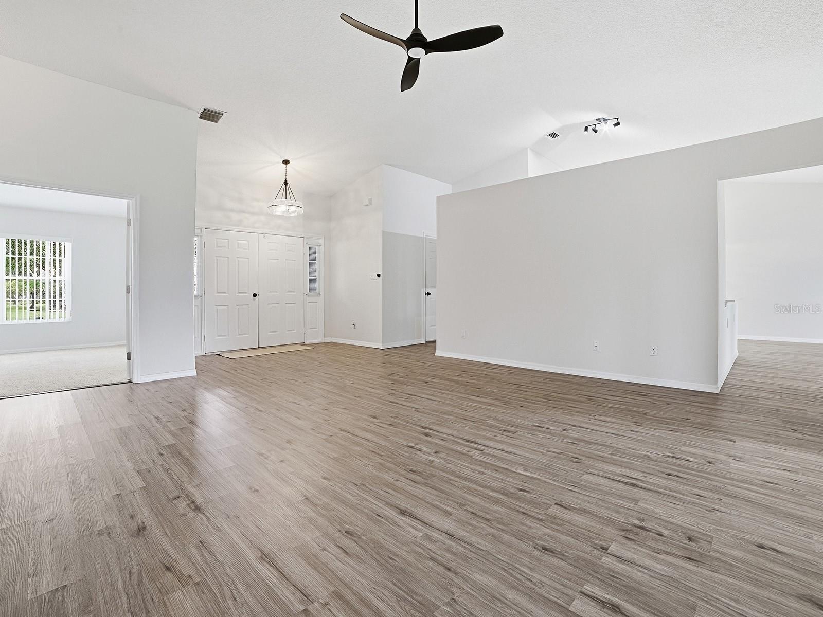 PLANTATION AT LEESBURG GLEN EAGLE VILLAGE TR A-E - Residential