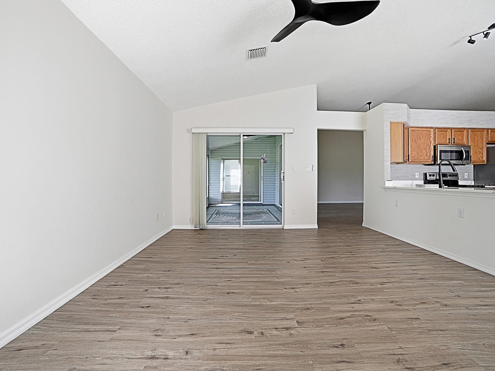 PLANTATION AT LEESBURG GLEN EAGLE VILLAGE TR A-E - Residential