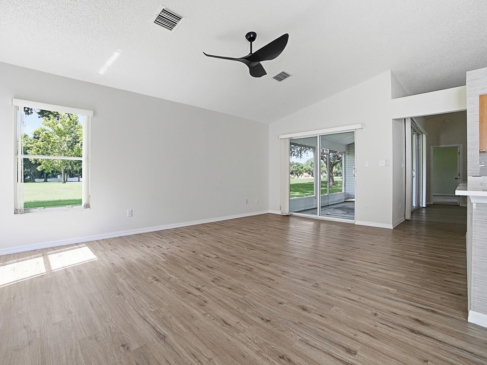 PLANTATION AT LEESBURG GLEN EAGLE VILLAGE TR A-E - Residential