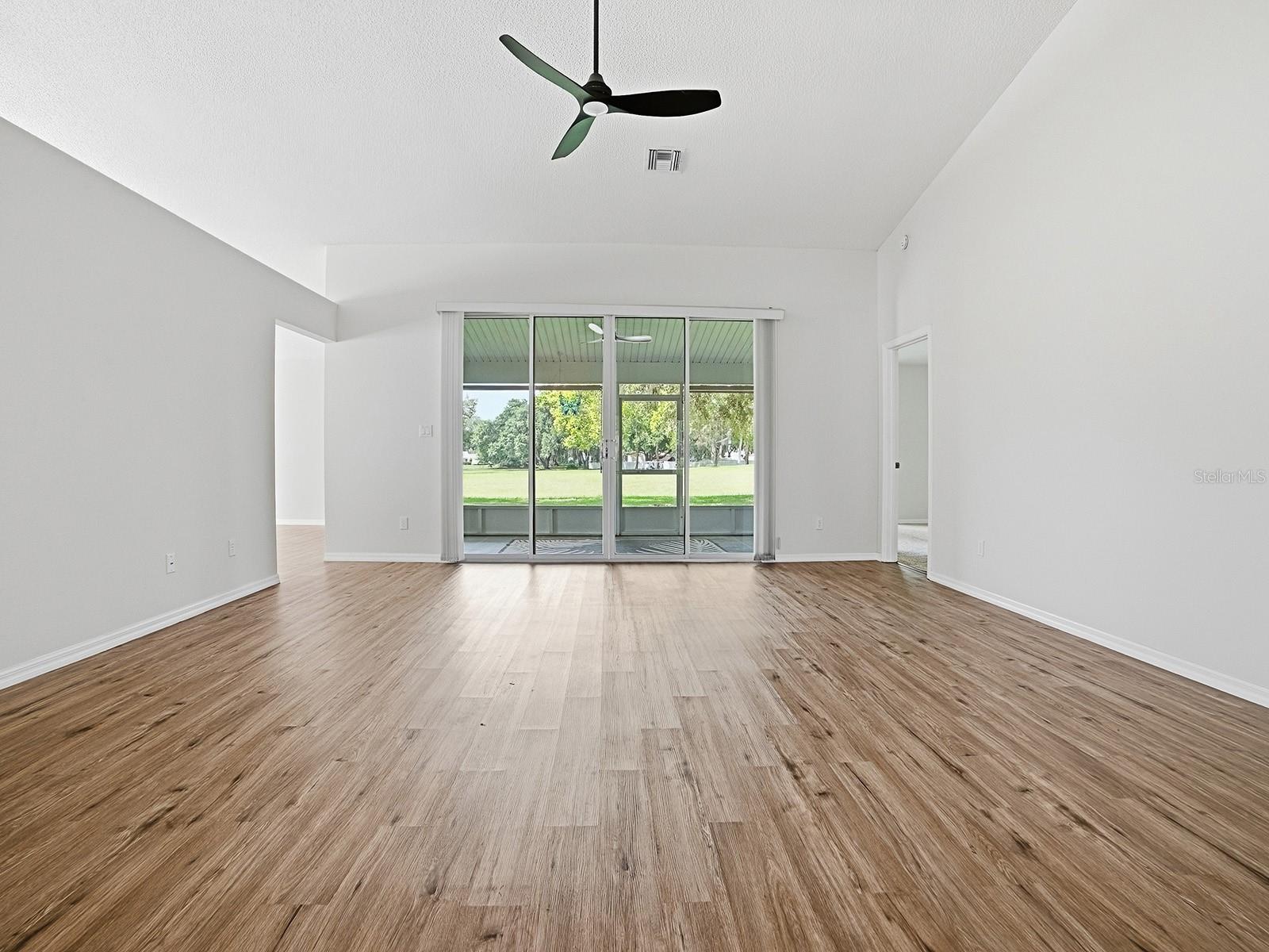PLANTATION AT LEESBURG GLEN EAGLE VILLAGE TR A-E - Residential
