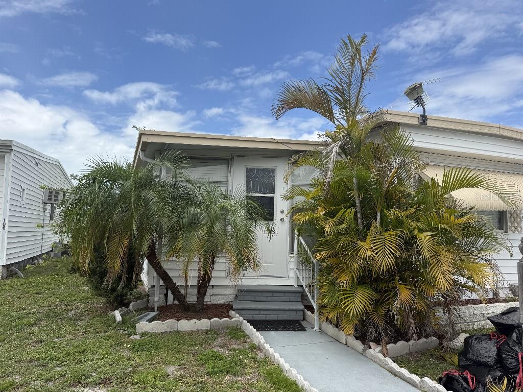 1969, 12×40', 1 Bedrooms, 1 Bathroom + BONUS Bedroom or Den. 10×20' Porch, 6×10' Shed, Central HVAC & Heat, Ceiling Fans, Washer & Dryer, Fully Furnished, Roof Over, Vinyl Siding.  Charming Clean, Bright and Sunny Unit.  New Carport/Porch Siding