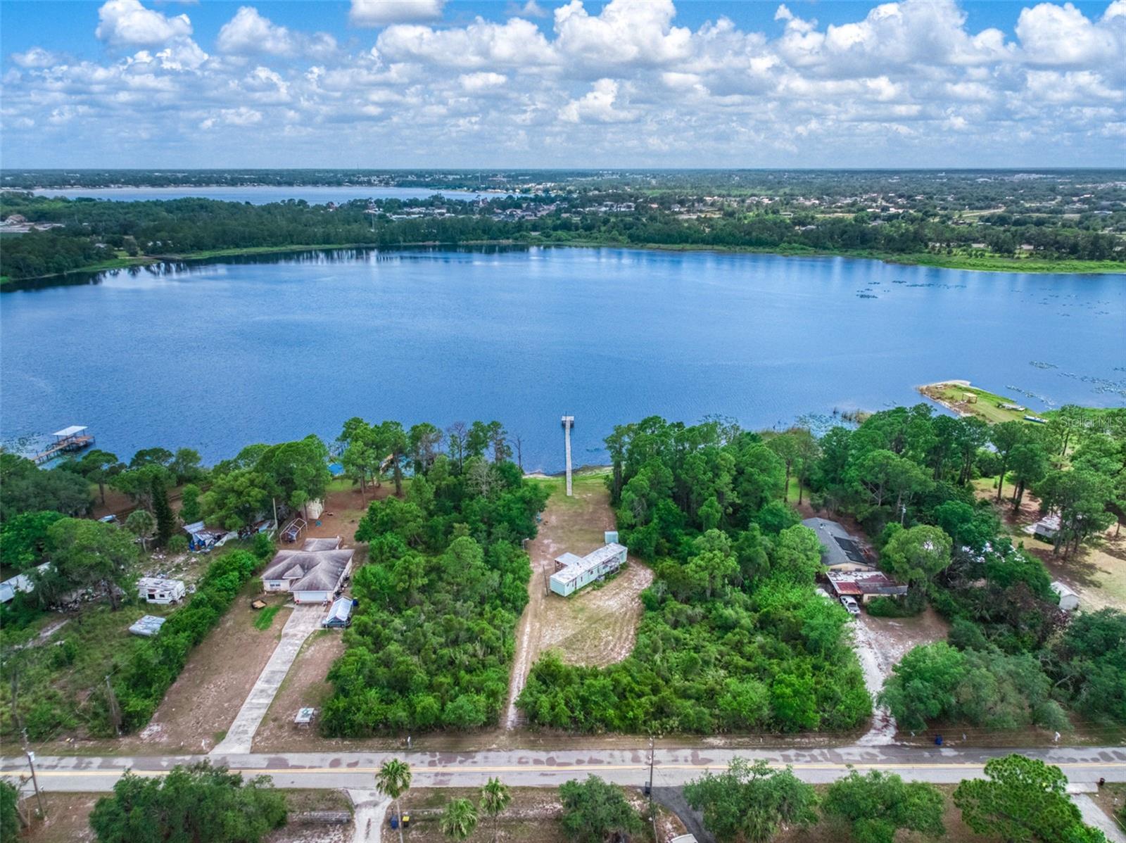 SUNSET LAKES ESTATE - Residential