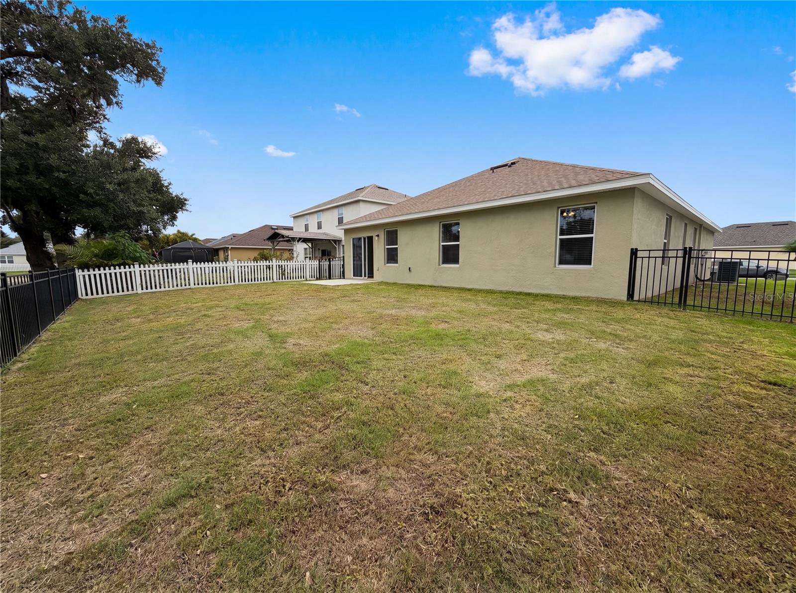 CRYSTAL LAKES II - Residential