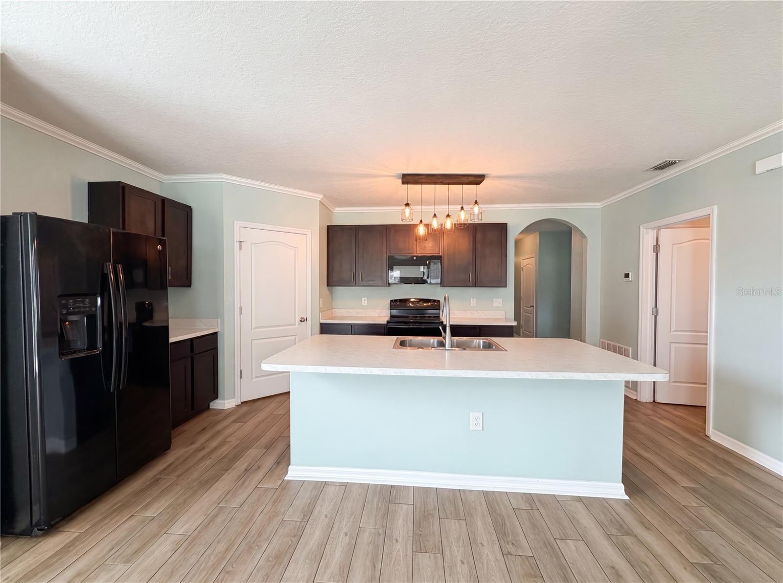CRYSTAL LAKES II - Residential