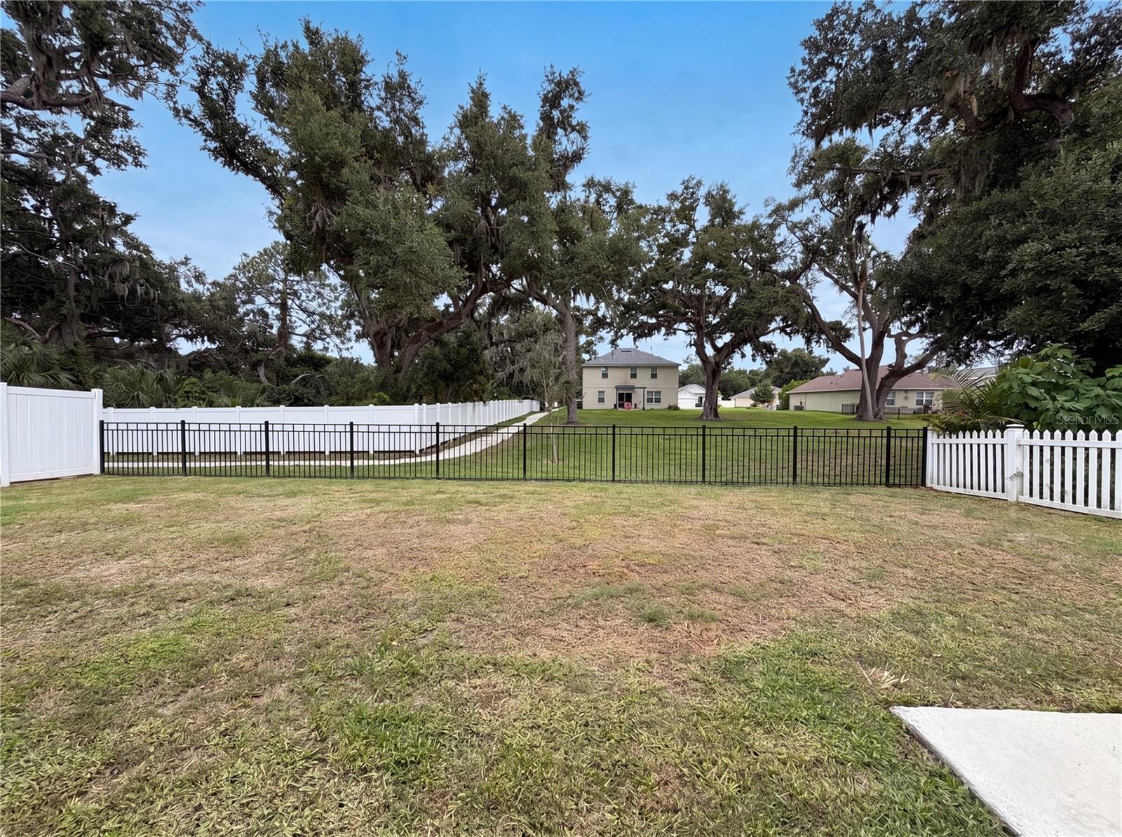CRYSTAL LAKES II - Residential