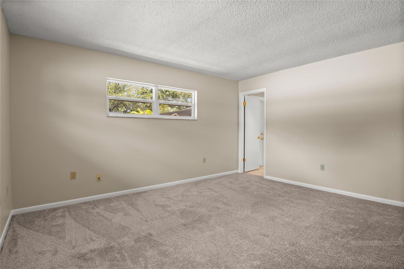 SCOTTSWOOD EAST - Residential