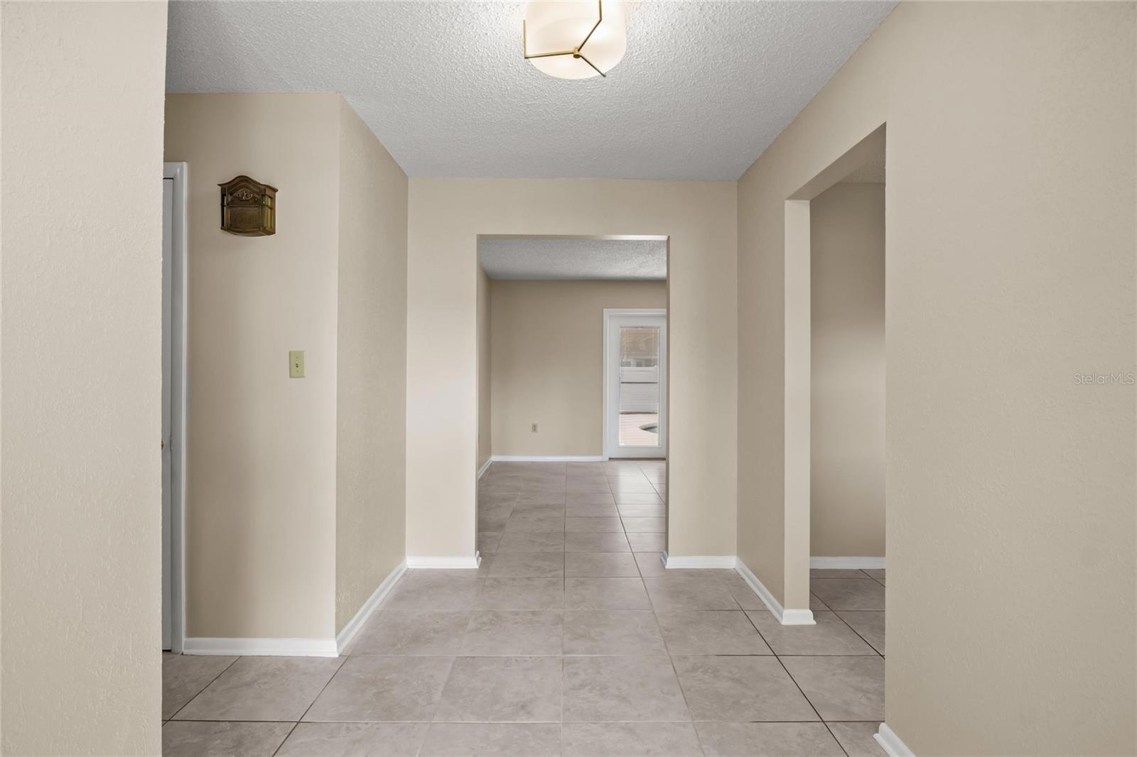 SCOTTSWOOD EAST - Residential