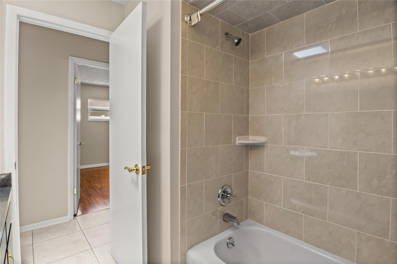 SCOTTSWOOD EAST - Residential