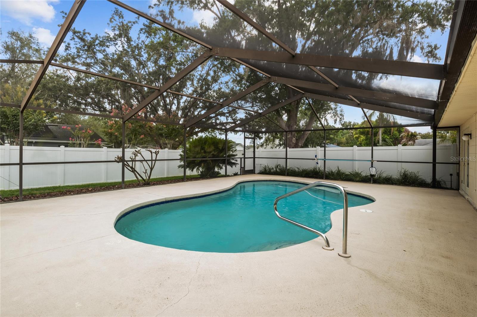 SCOTTSWOOD EAST - Residential