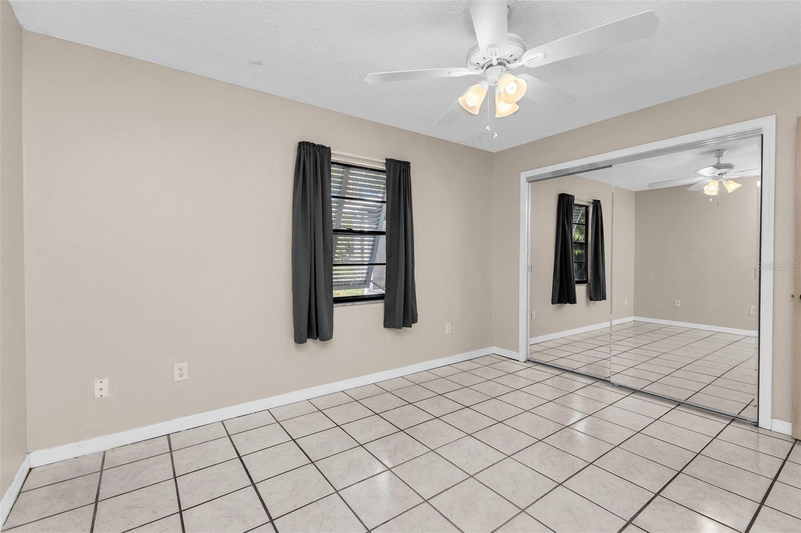 VENICE GROVES REP - Residential