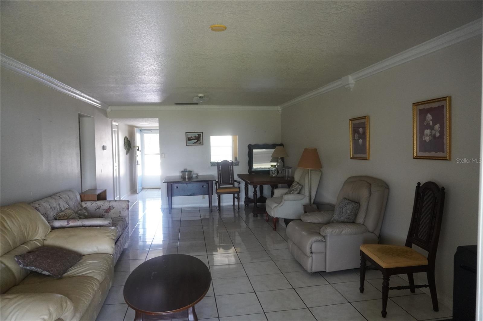 IMPERIAL HARBOURSPHASES 01 & 02 - Residential Lease