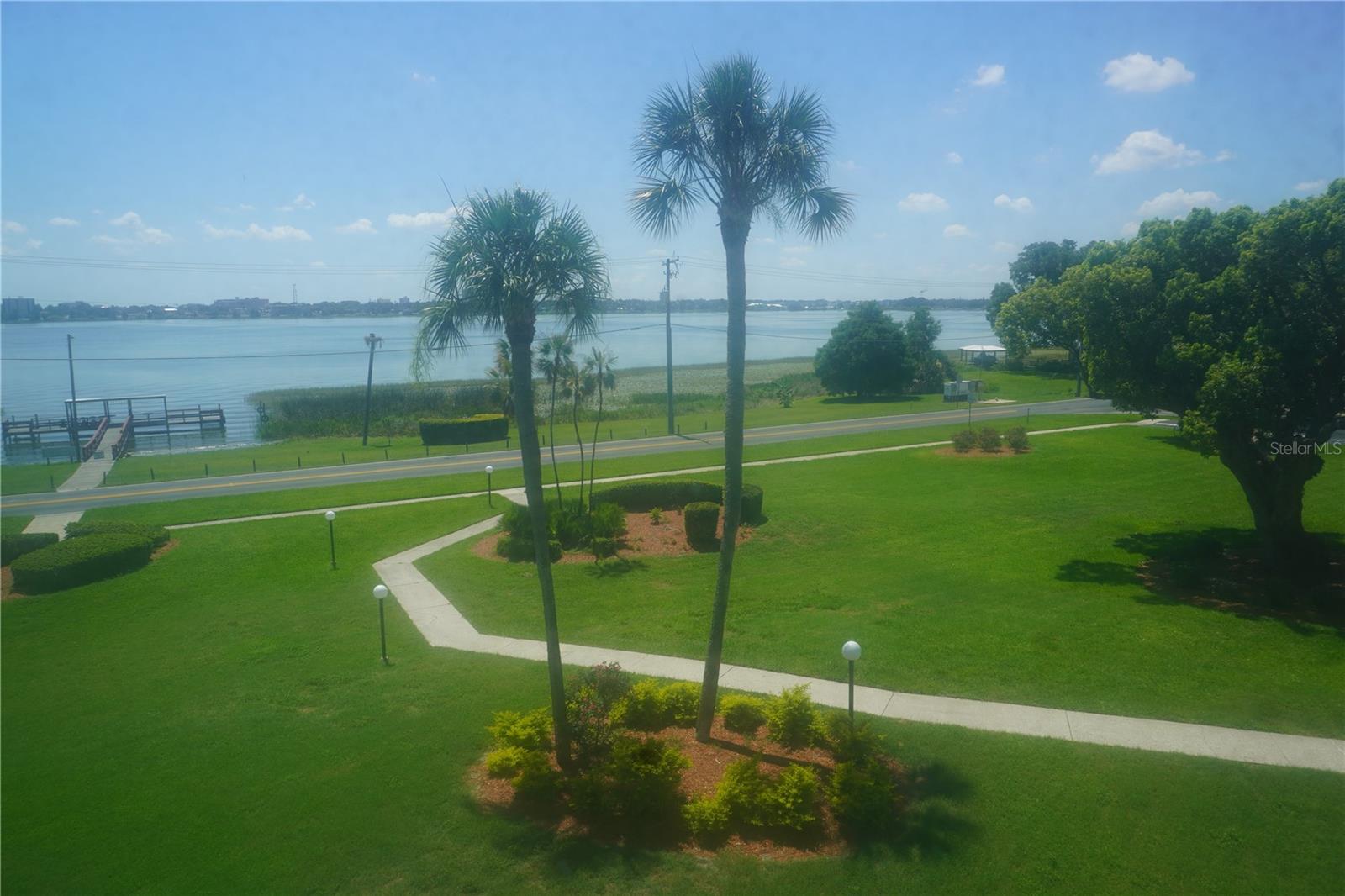 IMPERIAL HARBOURSPHASES 01 & 02 - Residential Lease