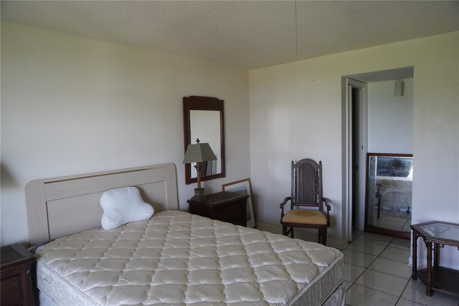 IMPERIAL HARBOURSPHASES 01 & 02 - Residential Lease
