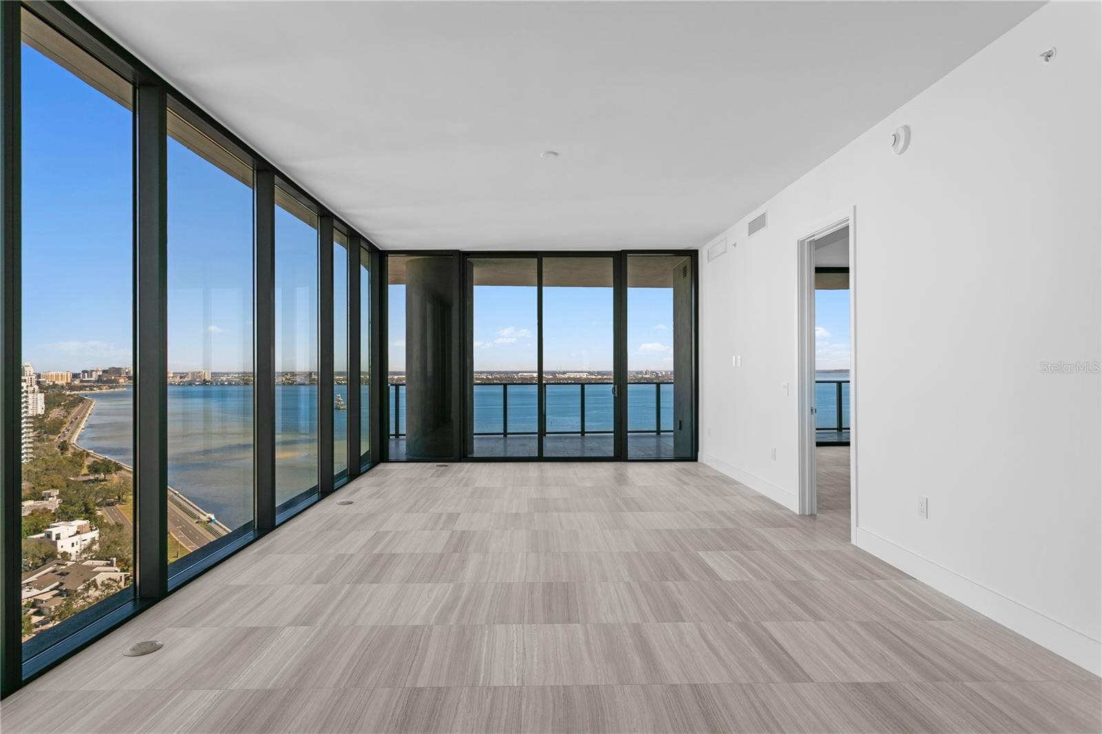 BAYSHORE YSABELLA CONDOMINIUM - Residential