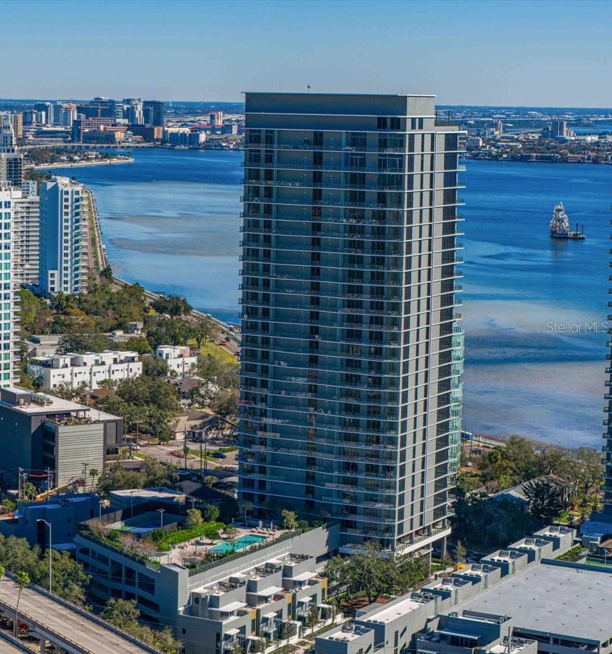 BAYSHORE YSABELLA CONDOMINIUM - Residential