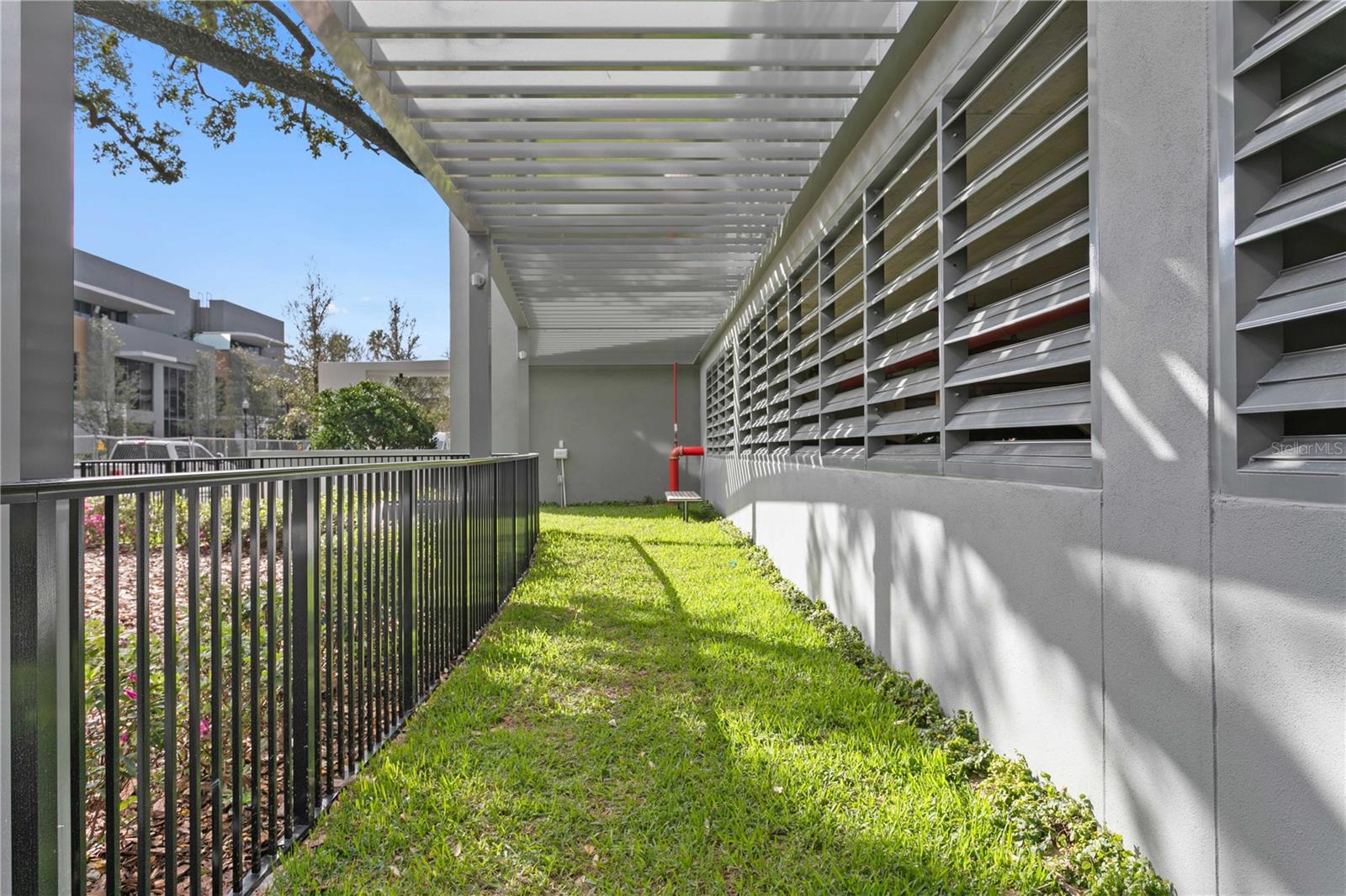 BAYSHORE YSABELLA CONDOMINIUM - Residential