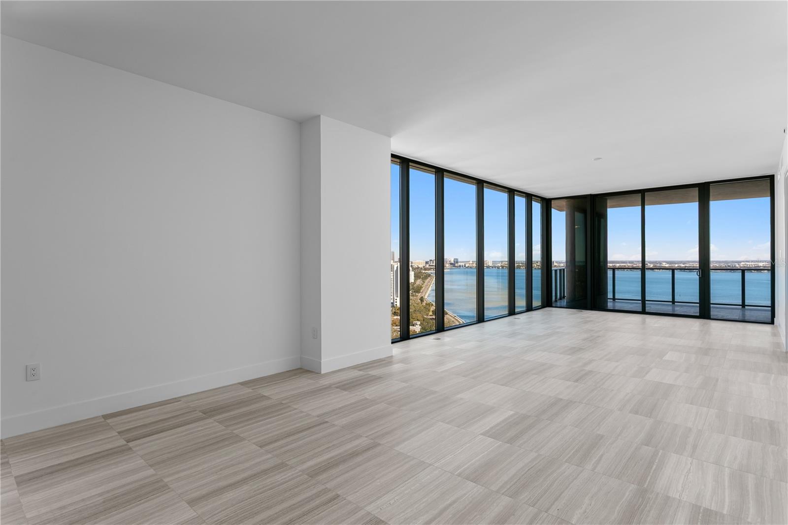 BAYSHORE YSABELLA CONDOMINIUM - Residential