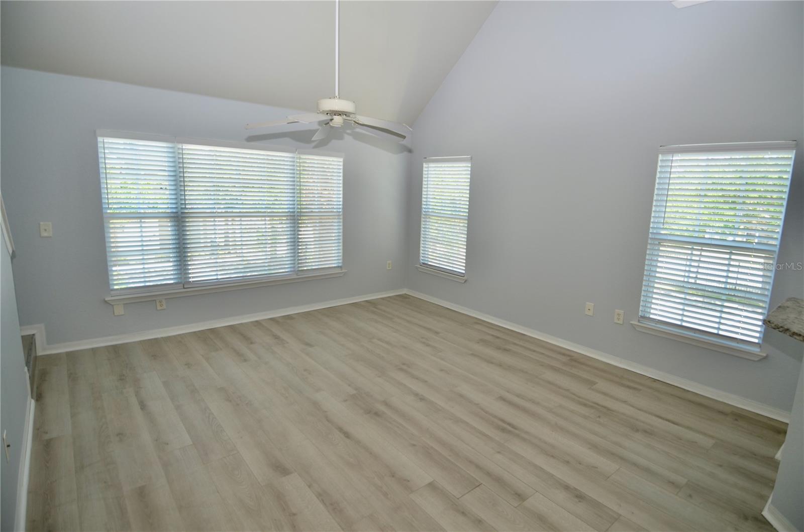 ADMIRALS WALK - Residential
