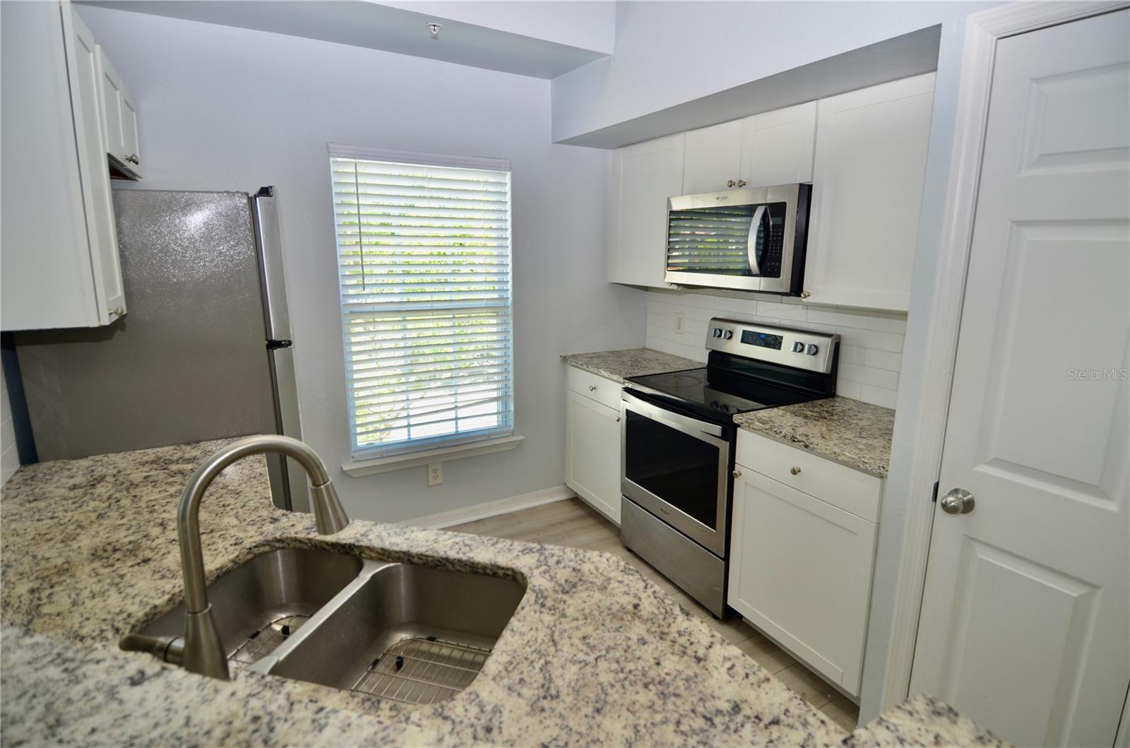 ADMIRALS WALK - Residential