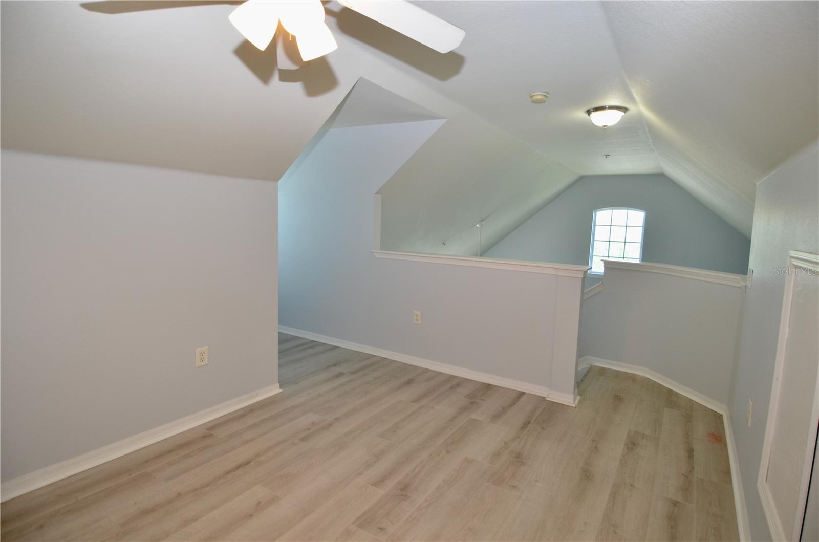 ADMIRALS WALK - Residential