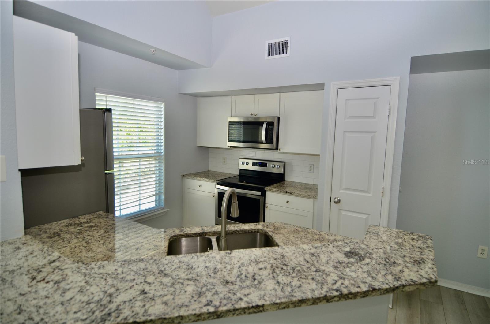 ADMIRALS WALK - Residential