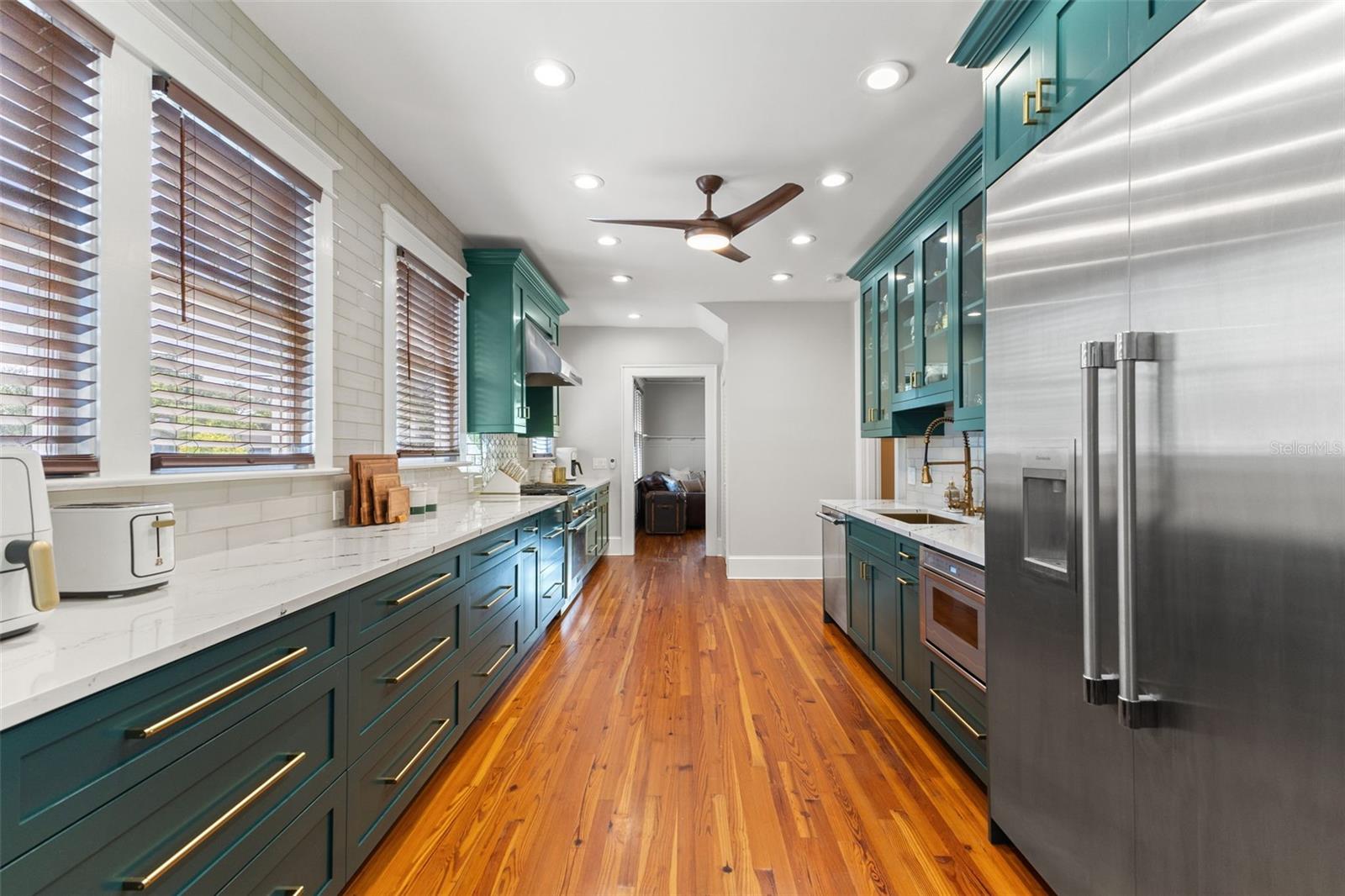 WEST SUWANEE HEIGHTS - Residential