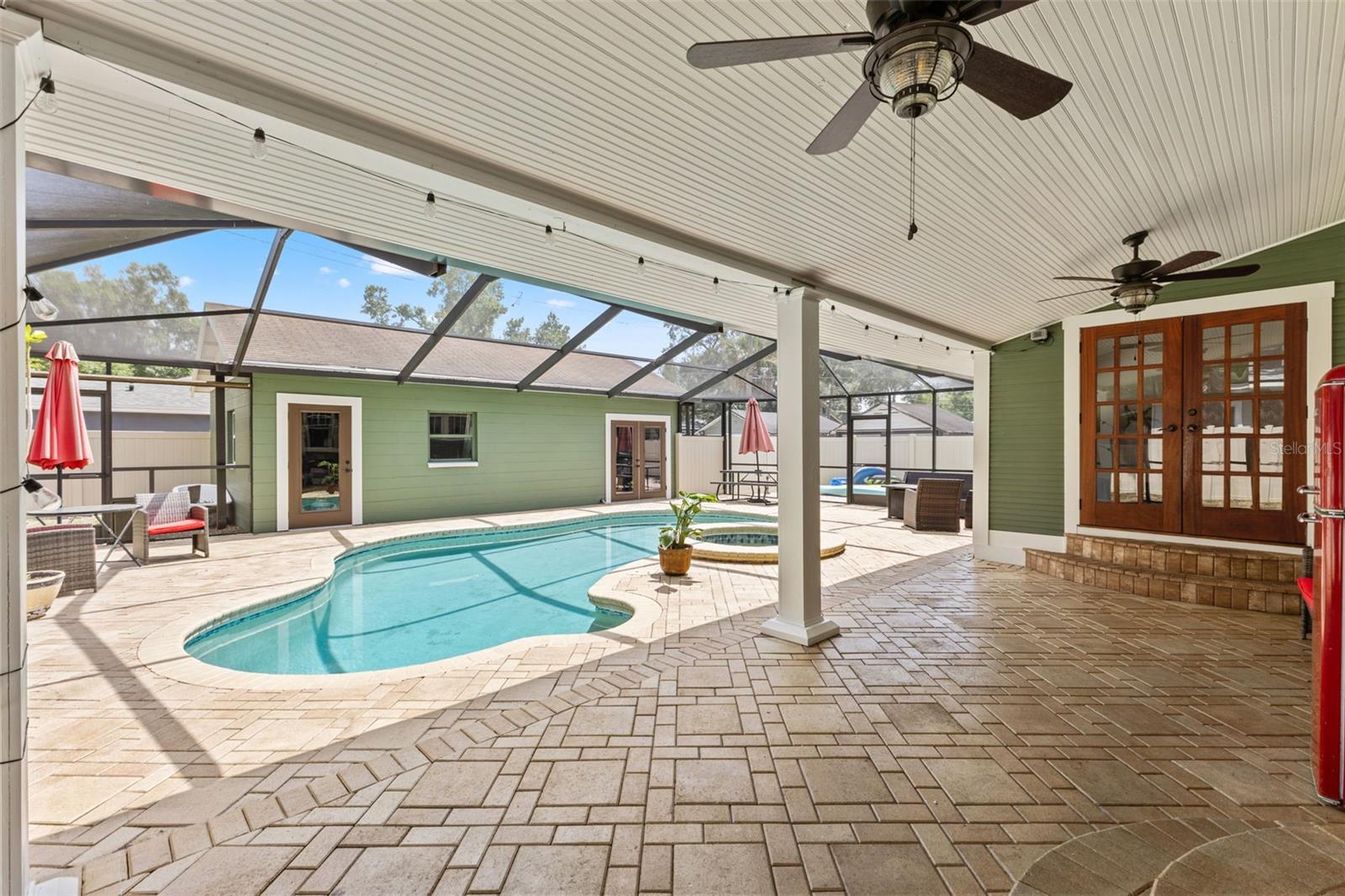 WEST SUWANEE HEIGHTS - Residential