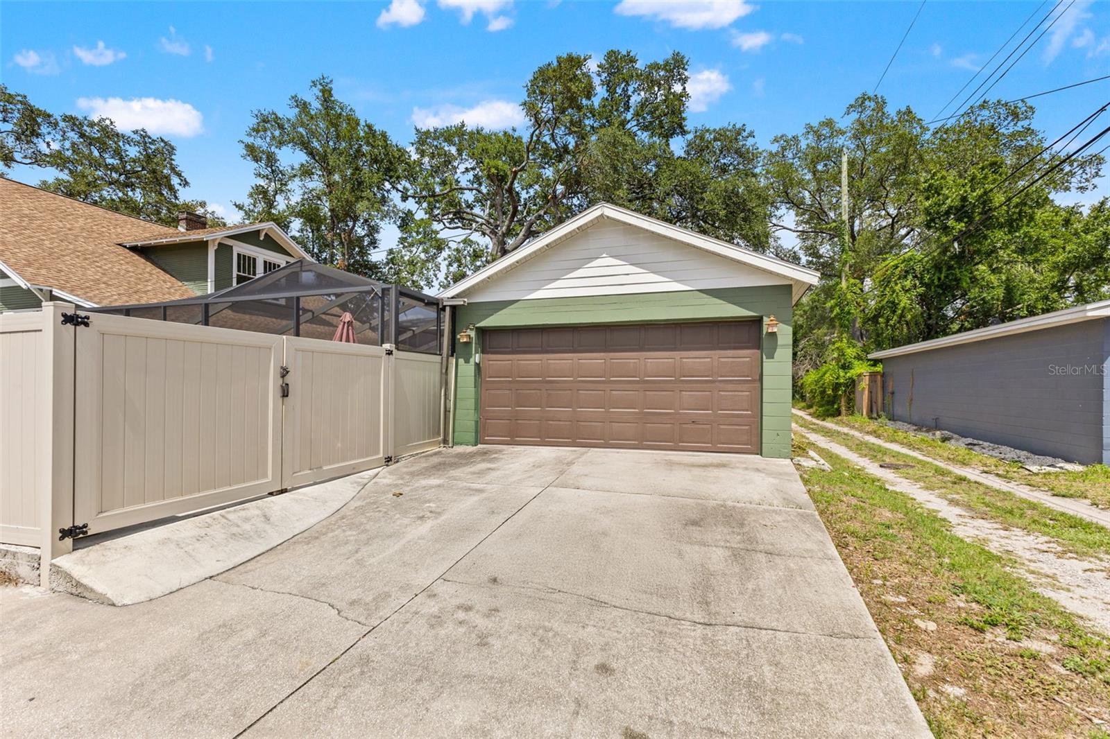 WEST SUWANEE HEIGHTS - Residential