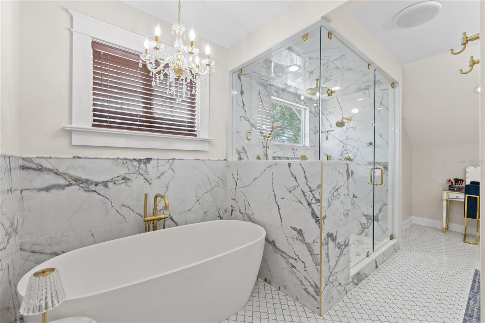 WEST SUWANEE HEIGHTS - Residential
