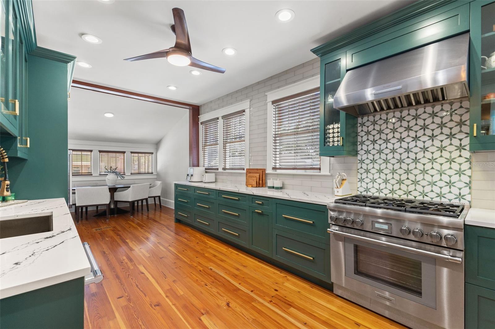 WEST SUWANEE HEIGHTS - Residential