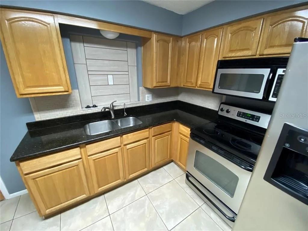 PARK VIEW ESTATES - Residential