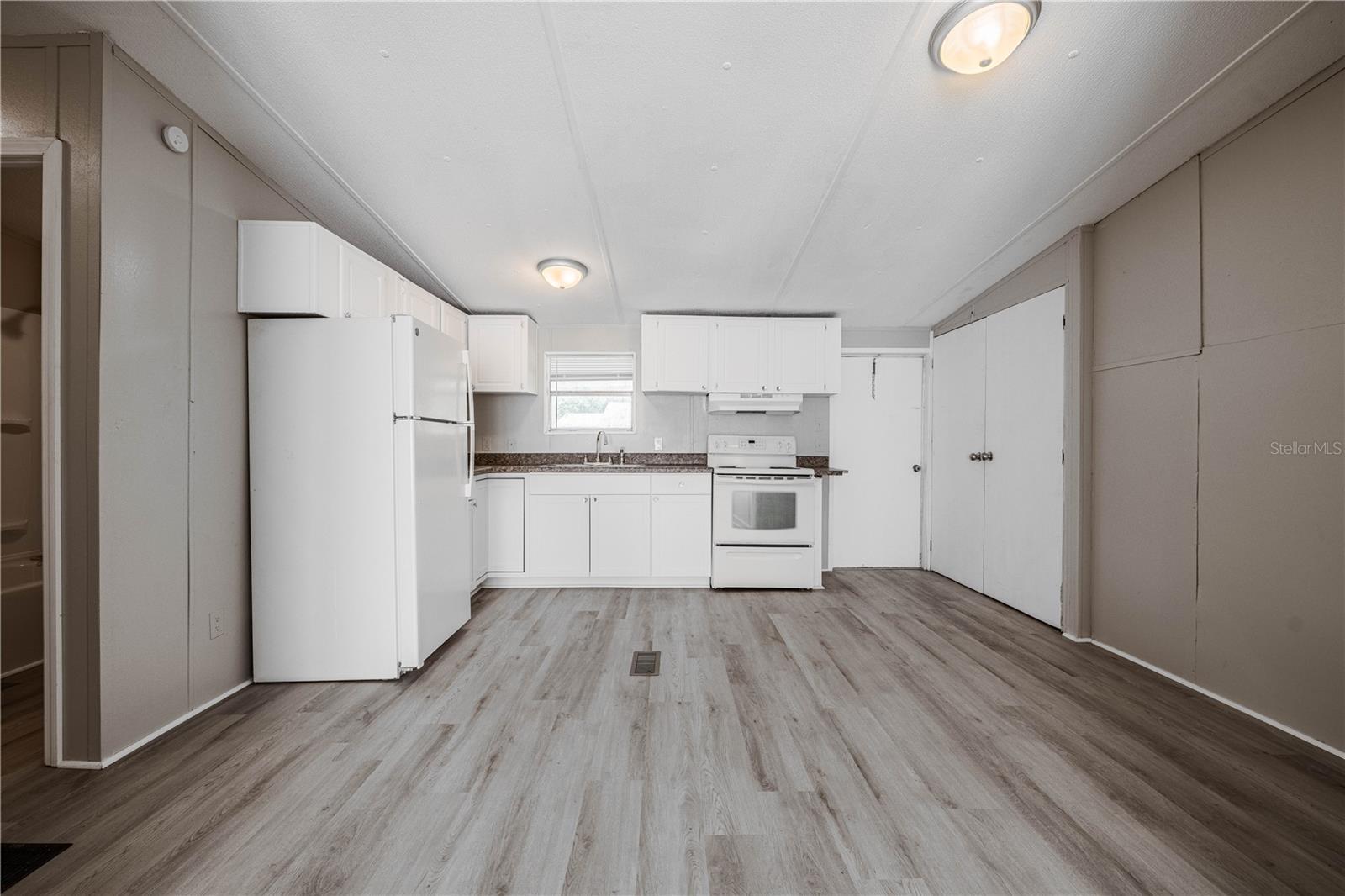 WAHNETA FARMS - Residential