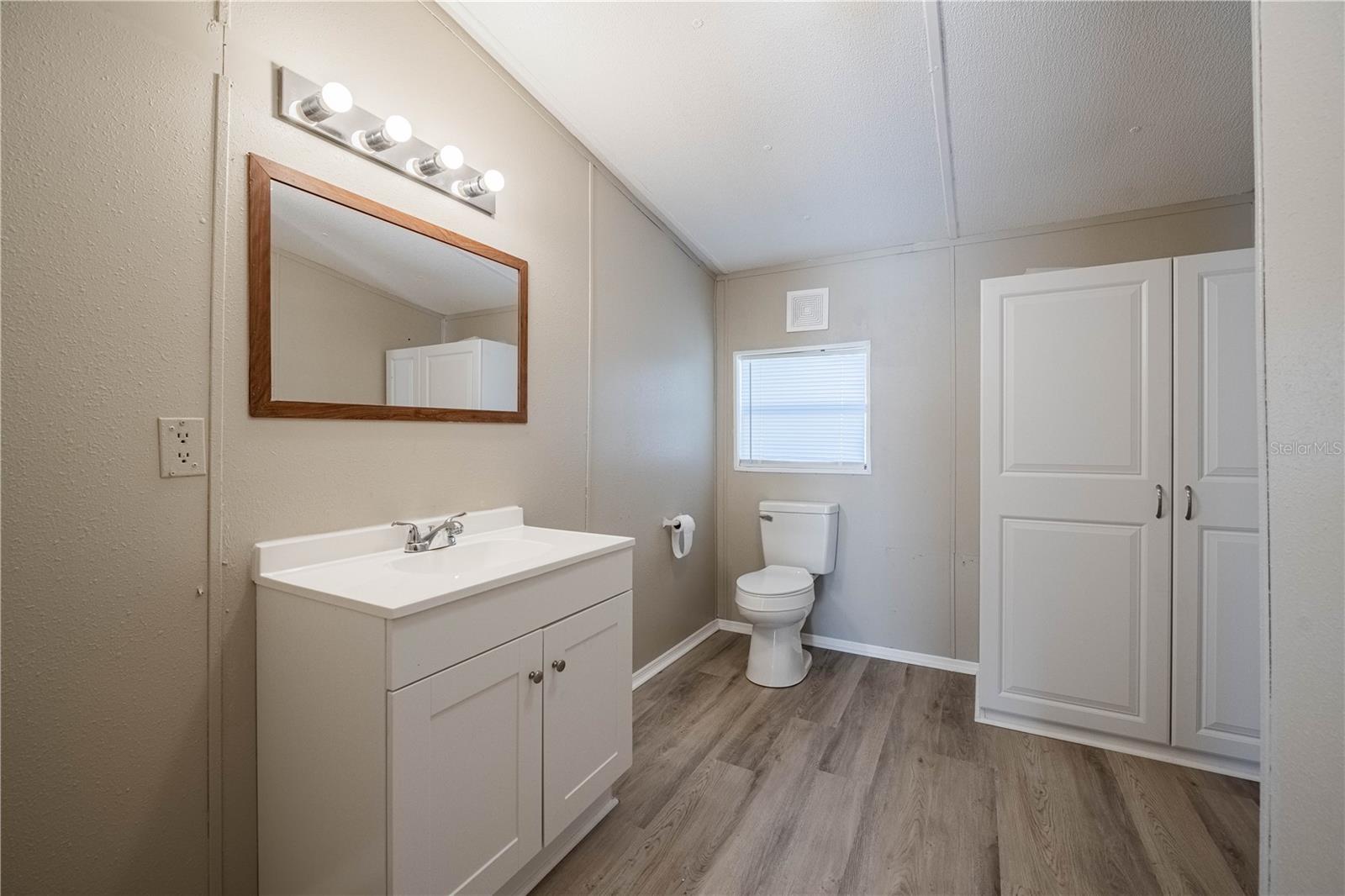 WAHNETA FARMS - Residential