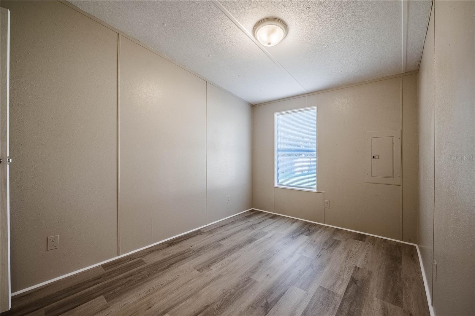 WAHNETA FARMS - Residential