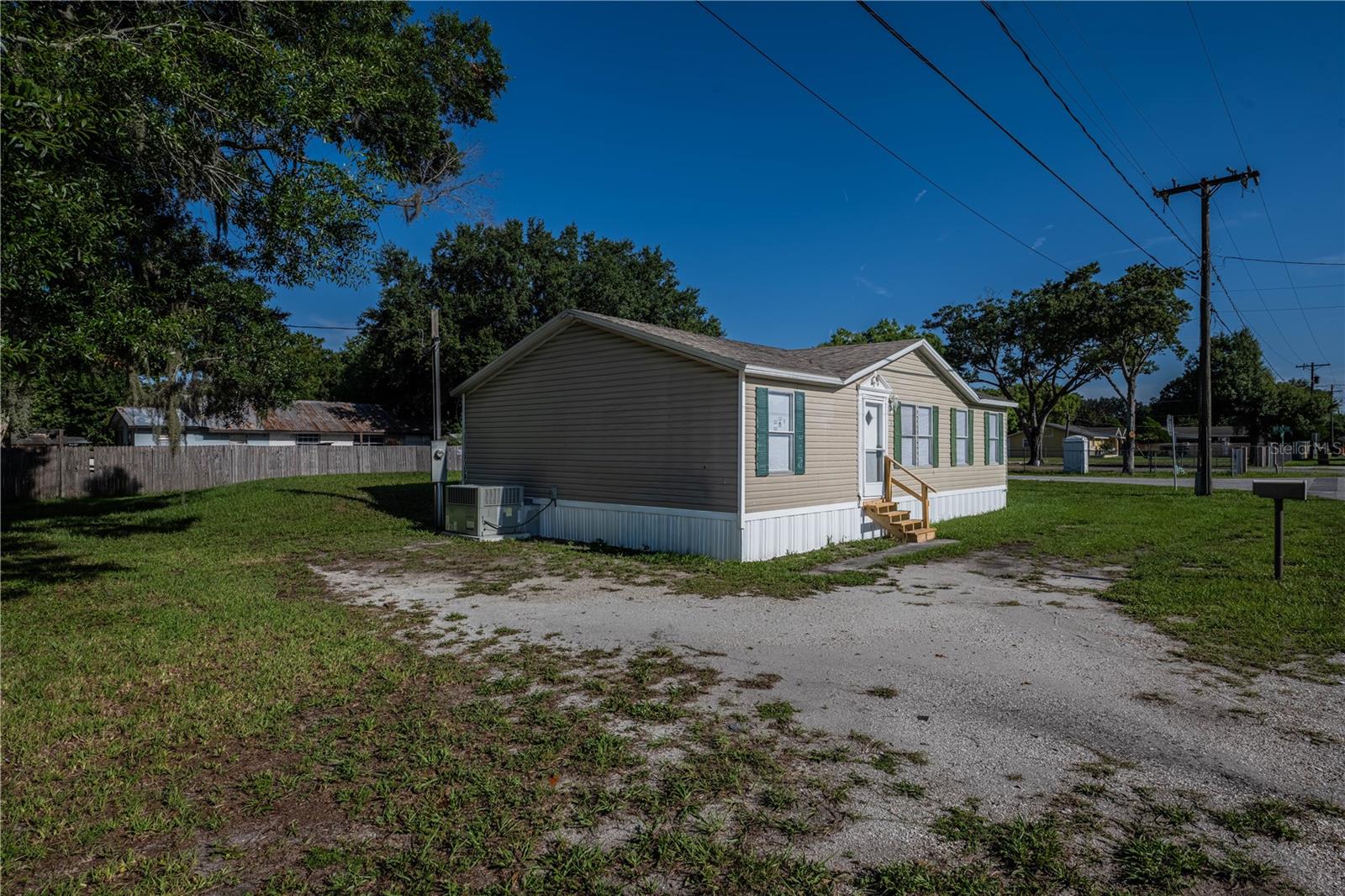 WAHNETA FARMS - Residential