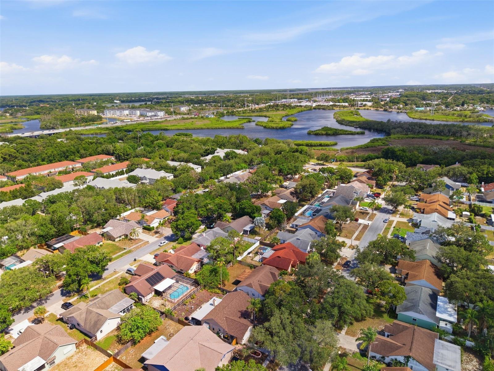 BECKETT BAY - Residential