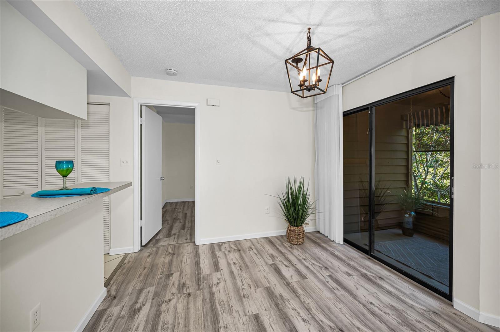 GLENEAGLES I CONDO - Residential