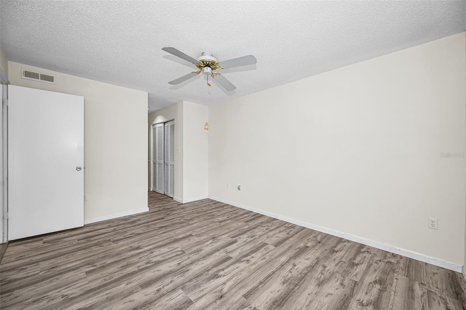 GLENEAGLES I CONDO - Residential