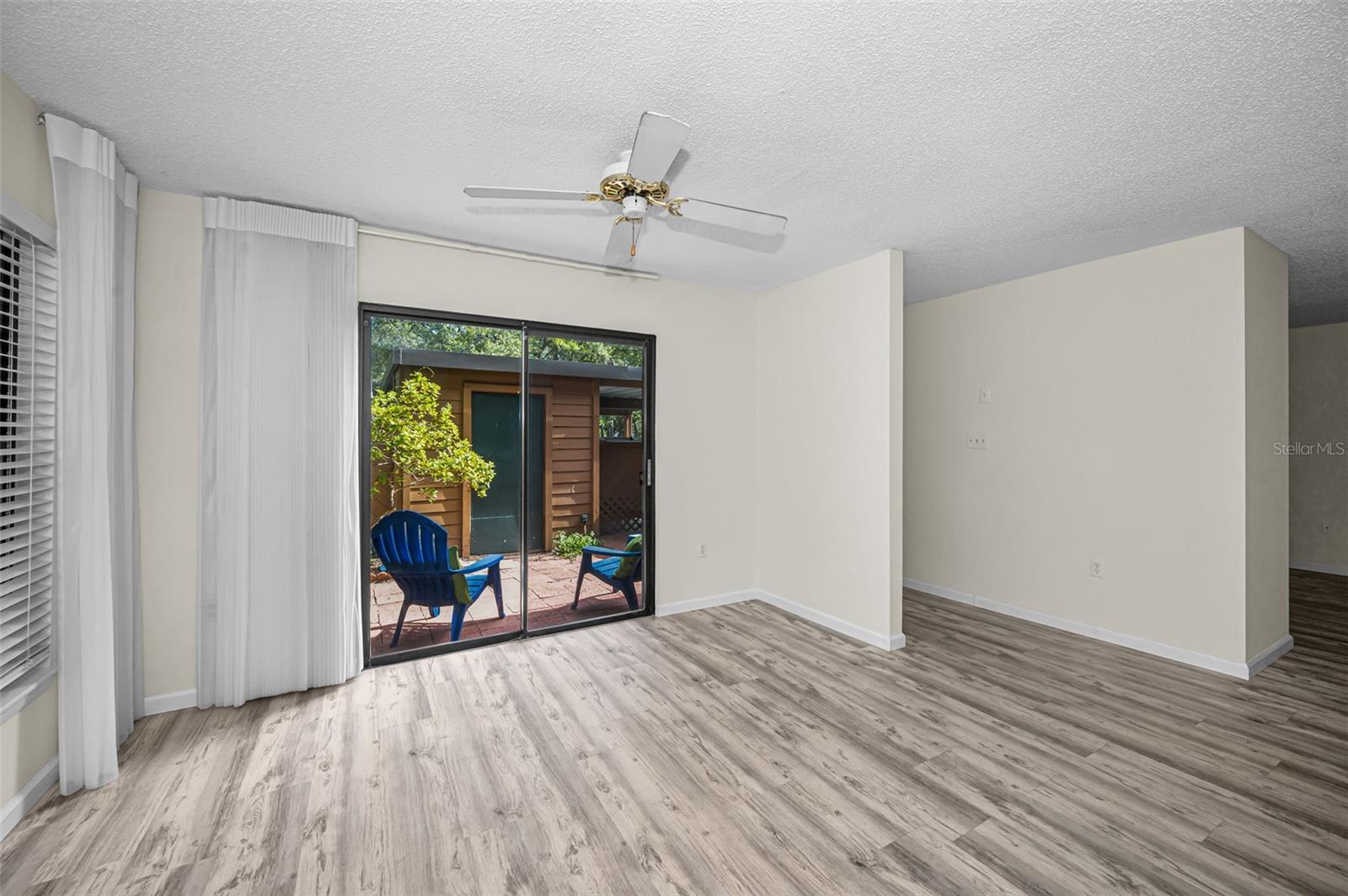 GLENEAGLES I CONDO - Residential