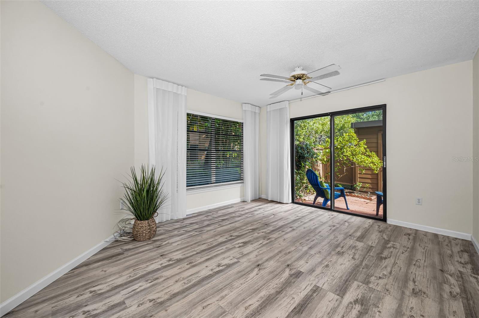 GLENEAGLES I CONDO - Residential