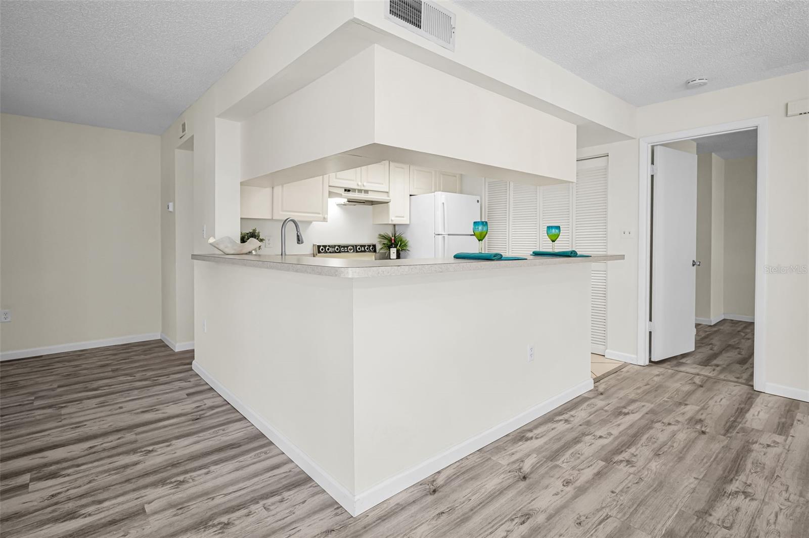 GLENEAGLES I CONDO - Residential