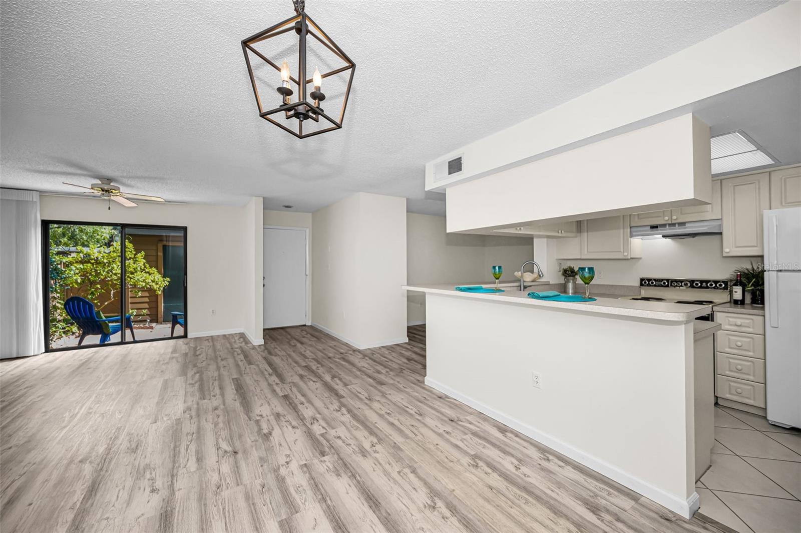 GLENEAGLES I CONDO - Residential