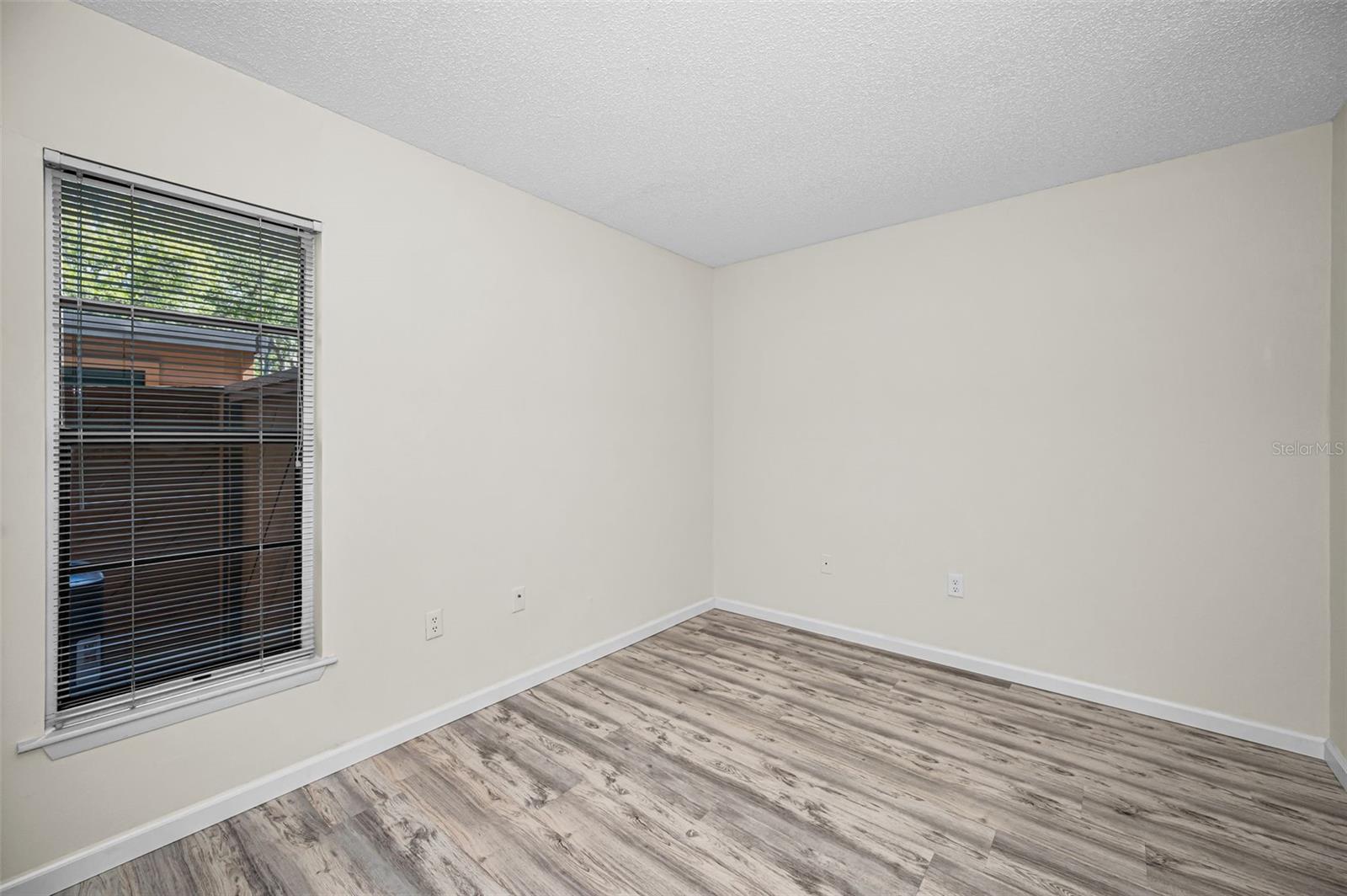 GLENEAGLES I CONDO - Residential