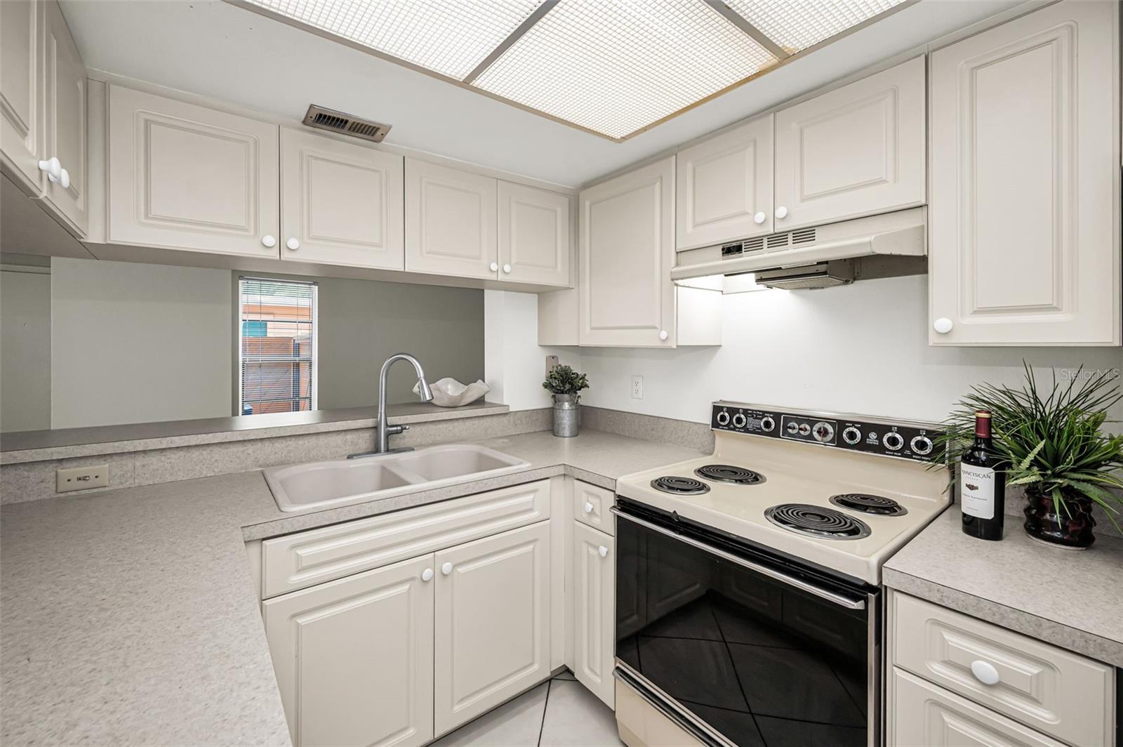 GLENEAGLES I CONDO - Residential
